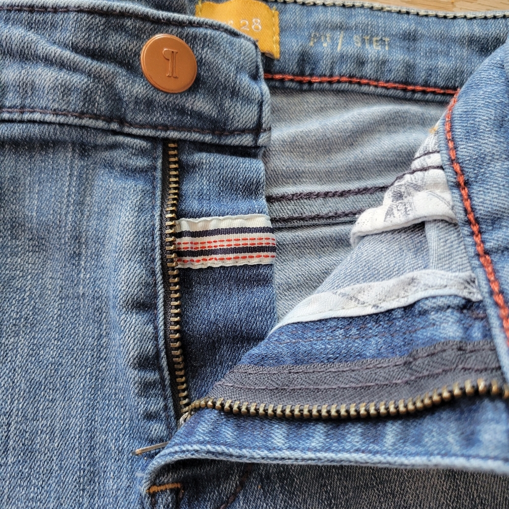 Pilcro and the Letterpress (Anthropologie) Jean shorts - Picture 9 of 12